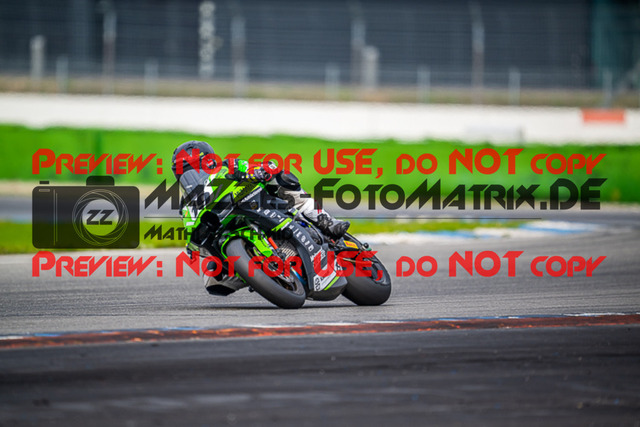 MaZZes_FotoMatrix_220924_1456 | PRO SUPERSTOCK