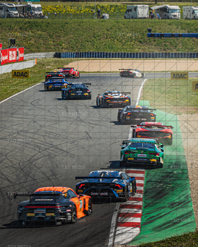 TXM08115 | Exklusive Motorsport-Fotografie aus Leipzig von TXO Media – für Rennfahrer, Teams & Sponsoren. Sausemuth liefert starke Bilder, die Emotion zeigen. Jetzt buchen & glänzen! - Realisiert mit Pictrs.com