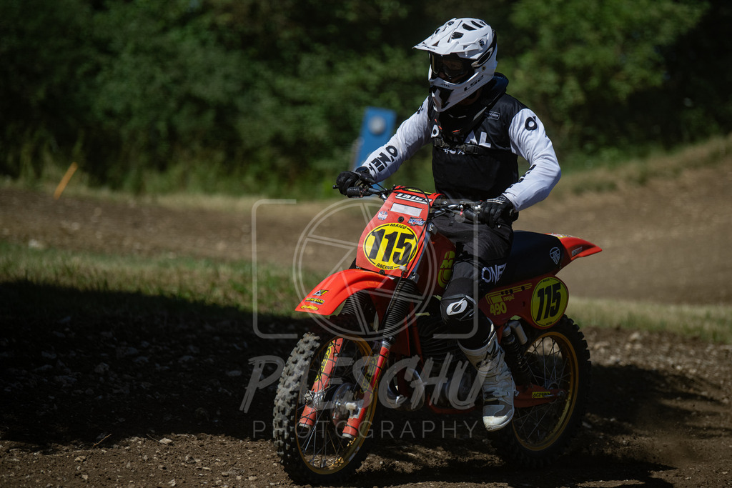 Twin (82) | Paeschuphoto Shop - Wer nicht sucht der auch nicht findet.Ob Motocrossbilder oder von einem besuchtem Spiel, Hauptsache Action. - Realisiert mit Pictrs.com