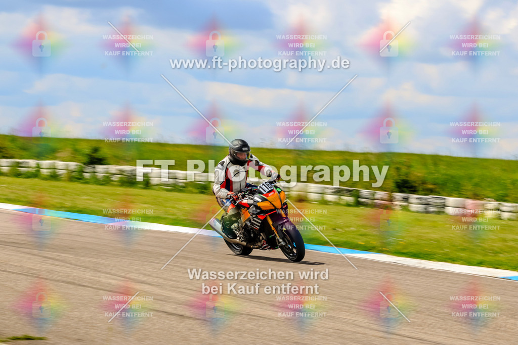 MotoTeam-0603 | Hier findet Ihr Bilder von Touristenfahrten auf der Nürburgring Nordschleife oder von anderen Veranstaltungen die ich besucht habe. Viel Spass beim Durch Schauen 