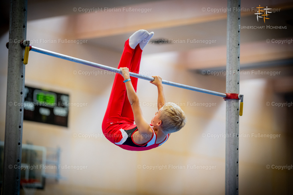 Promo-311 | "Fussifoto.com – Ihr Ansprechpartner für hochwertige Fotografie! Entdecken Sie kreative Bilder und professionelle Dienstleistungen. Kontaktieren Sie uns für Ihre Projekte!"