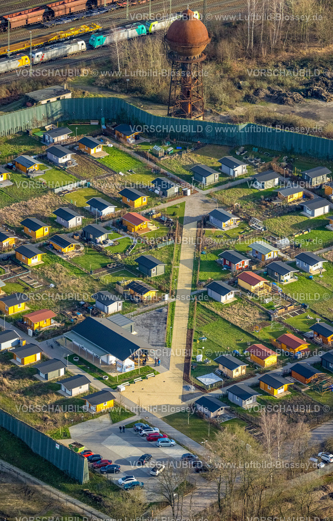 Duisburg230100241 | Luftbild, Kleingartenverein KGV 6 Seen Wedau, Wasserturm Süd, am ehemaligen Rangierbahnhof Wedau, Wedau, Duisburg, Ruhrgebiet, Nordrhein-Westfalen, Deutschland
