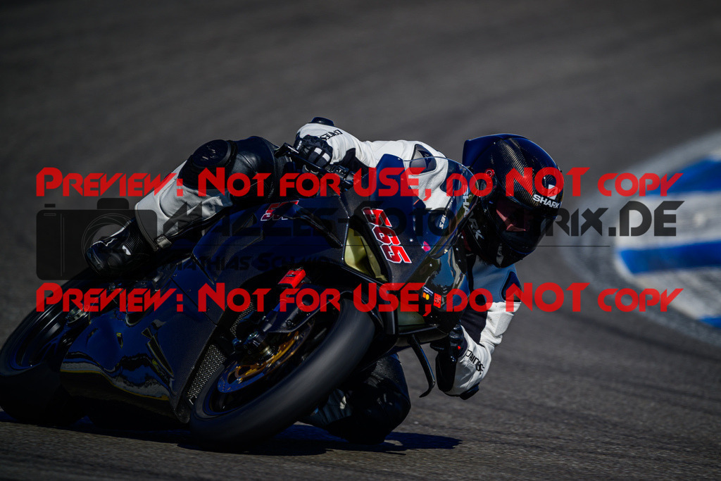 MaZZes_Fotomatrix_20250407_6007705_8424 | ROT