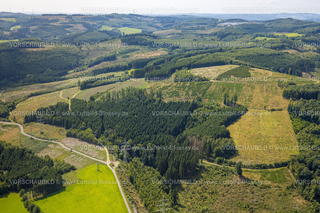 Attendorn250808152 | Luftbild, Waldgebiet mit Waldschäden in Mecklinghausen, Attendorn, Sauerland, Nordrhein-Westfalen, Deutschland