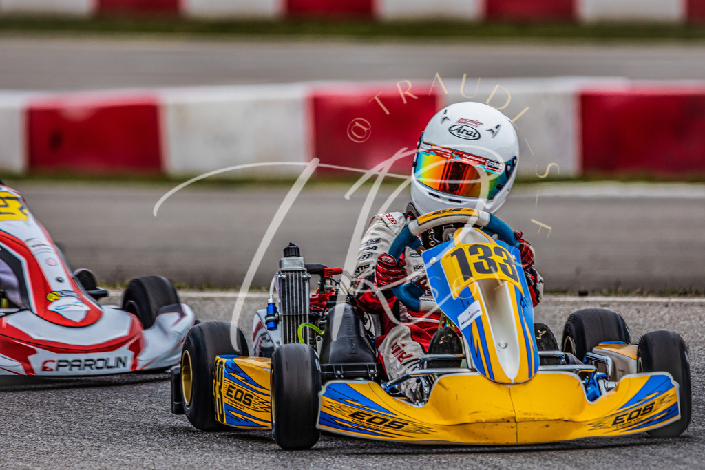 bab997f39f4a4e75a137a0051ddfdaa3 | traudl_s_fotos