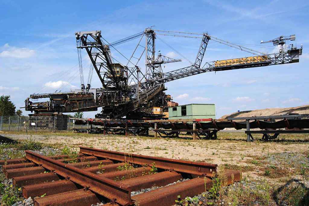 Bildlexikon Leipzig - Bergbau-Technik-Park | Das Team hinter BILDLEXIKON LEIPZIG bündelt historische wie aktuelle Informationen über die Stadt Leipzig in Text und Bild auf einer Plattform und stellt diese der interessierten Öffentlichkeit zur Verfügung.