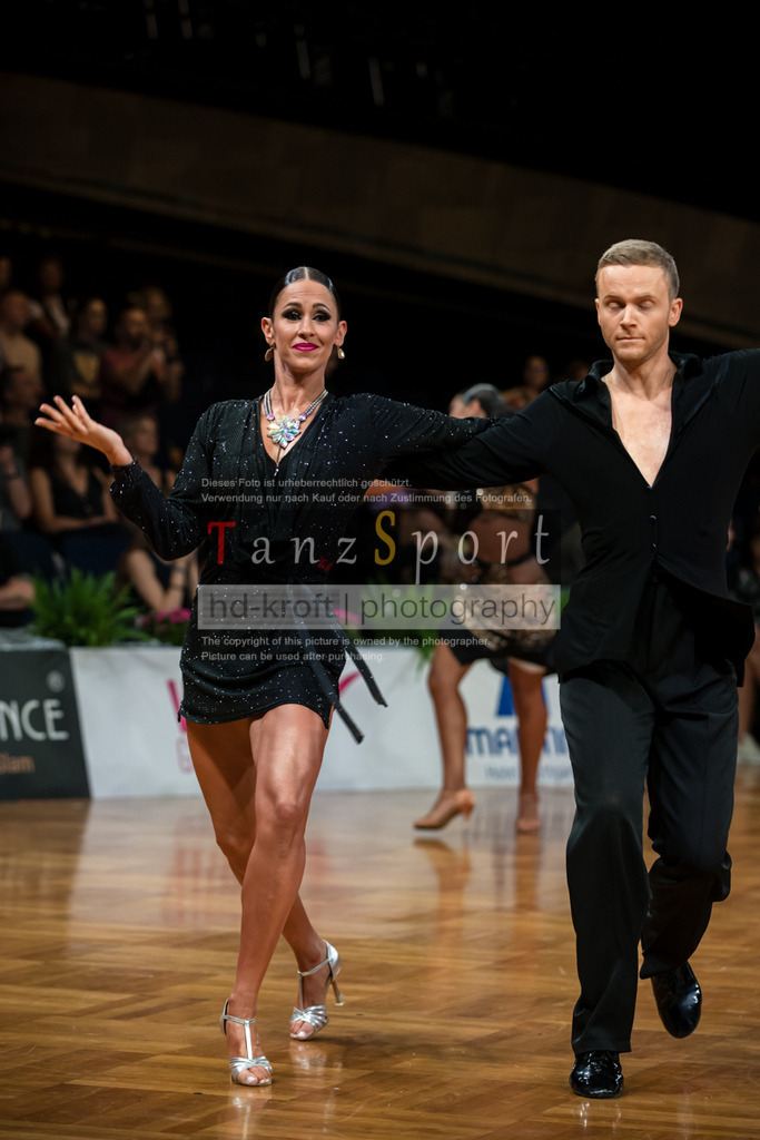 20250819_GOC-Adult-Lat_1379 | Tanzsportbilder, Standardtanz, Lateintanz, WDSF, DTV, LTVB, dancecomp, goc, hessen tanzt, blaues band der spree, walzer, tango, wiener walzer, slowfox, quickstepp, samba, rumba, cha-cha-cha, paso doble. jive, hd-kroft photography, turniertanzsport