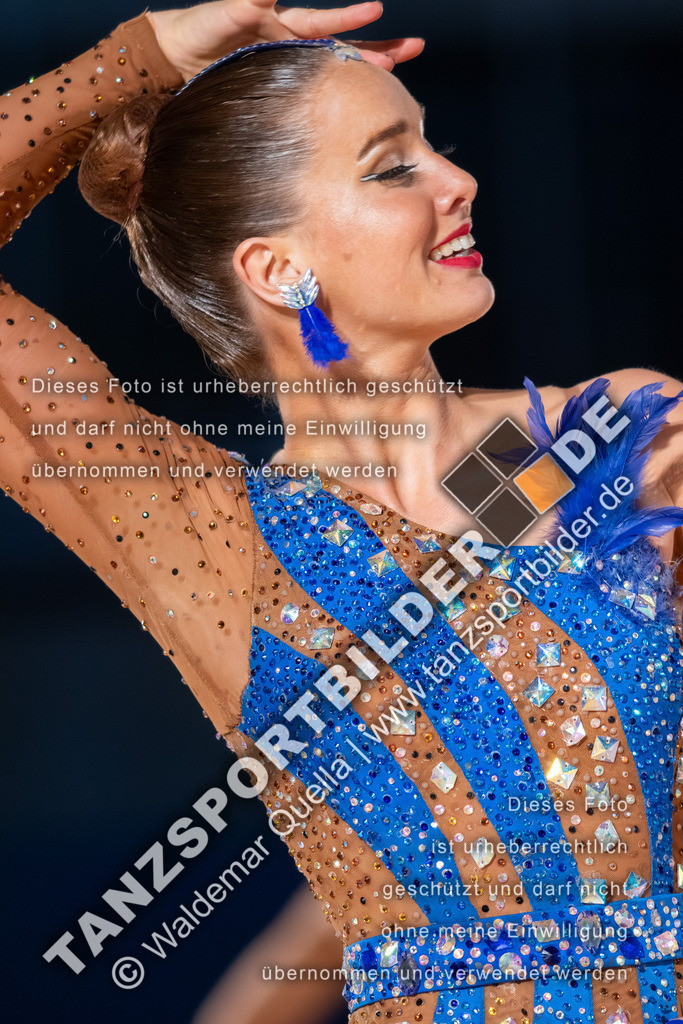 20260322-01220 | Hier finden Sie Tanz Bilder vom Latein und Standard Formationen tanzen. Sportbilder vom Tanzsport. Schöne Fotos und von Weltmeisterschaft, Europameisterschaft, Bundesliga, Regionalliga, Oberliga und Landesliga sowie von GOC Stuttgart, DanceComp, WM Bremen