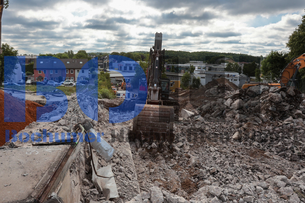 SES_BOCHER20250628-12 | bond - Realisiert mit Pictrs.com