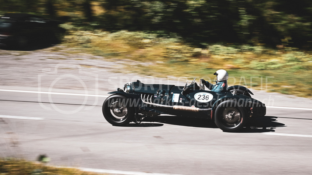 19. Arosa ClassicCar 2023 - 1. September 2023 | 19. Arosa ClassicCar 2023
Arosa, Schweiz
Siebenmann Martin aus Zumikon mit der Startnummer 236 in einem Riley TT Sprite, Jahrgang 1931, in der Klasse Classic Trophy.
@arosaclassiccar, @arosa.official, #arosaclassiccar, #arosa, #76curves, #classiccar
Bild: Sportfotografie Markus Aeschimann | www.markus-aeschimann.ch - Realisiert mit Pictrs.com