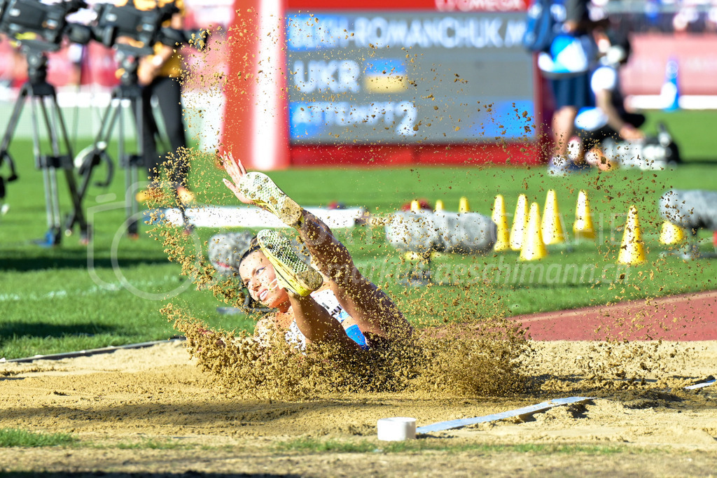 Leichtathletik: Weltklasse Zürich | 08.09.2022, Zürich, Letzigrund, Leichtathletik: Weltklasse Zürich, BEKH-ROMANCHUK Maryna (UKR) im Dreisprung der Frauen. - Realisiert mit Pictrs.com
