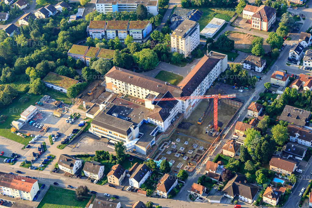 Luftbild: Baustelle zur Erweiterung der Asklepios Südpfalzklinik Kandel in Kandel im Bundesland Rheinland-Pfalz in Deutschland. Foto: IMG_148355.jpg vom 17.06.2025 durch Werner Riehm/FLY-FOTO.deAsklepios Südpfalzklinik Kandel - Asklepios Südpfalzklinik Kandel