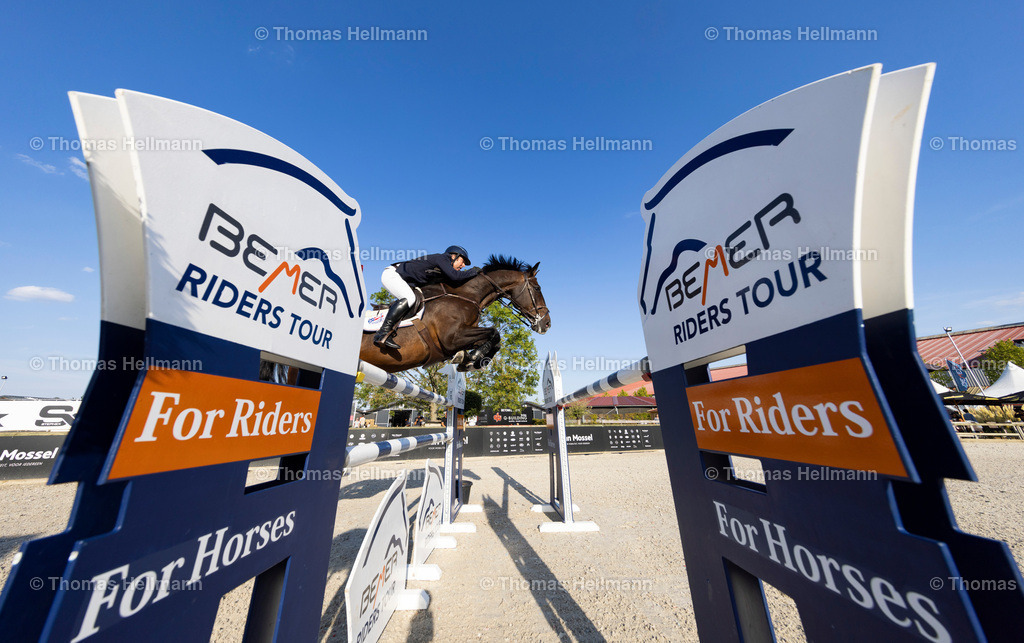 632 Evert (GBR)_ Robert Whitaker_009 | 632 Ayade Hero Z (GBR), Robert Whittaker beim CSI Azelhof 2022 am 02.09.22 in Lier, Azelhof
