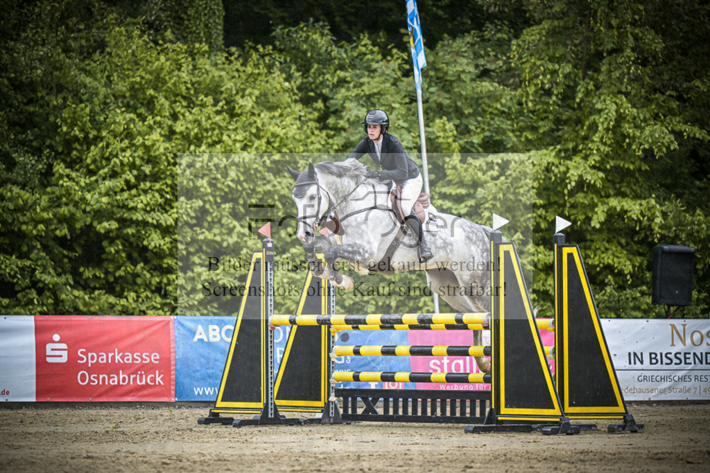DOS_7423 | Entdecke hochwertige Reitturnierfotos von Foto Oger. Professionell, emotional und authentisch – jetzt Lieblingsmomente im Shop bestellen.Deutschlandweite Turnierfotografie. - Realisiert mit Pictrs.com