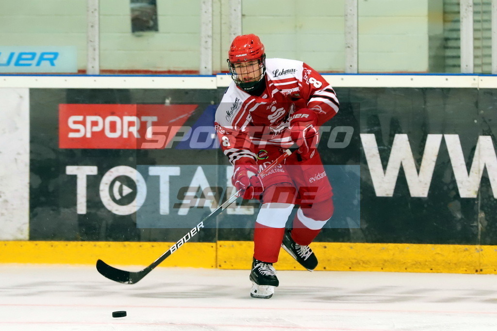 Robin Rieke - KEC | Robin Rieke - KEC - Realisiert mit Pictrs.com