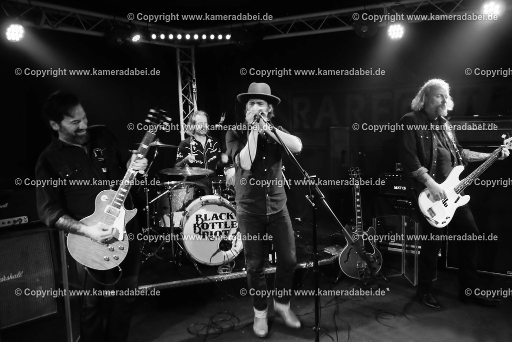 Konzert : Black Bottle Riot am 14.11.2025 im Rare Guitar in Münster | Konzert : Black Bottle Riot am 14.11.2025 im Rare Guitar in Münster - Realisiert mit Pictrs.com
