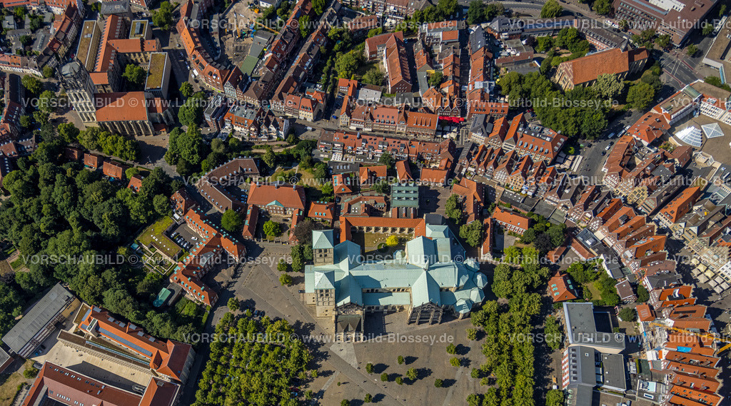 Muenster220707356 | Luftbild, St.-Paulus-Dom, kath.Kirche in der Altstadt, Münster, Nordrhein-Westfalen, Deutschland