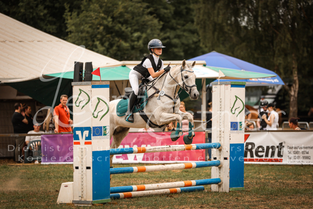 17.SaStA00128 | Leoni Ertmer Photography - Realisiert mit Pictrs.com