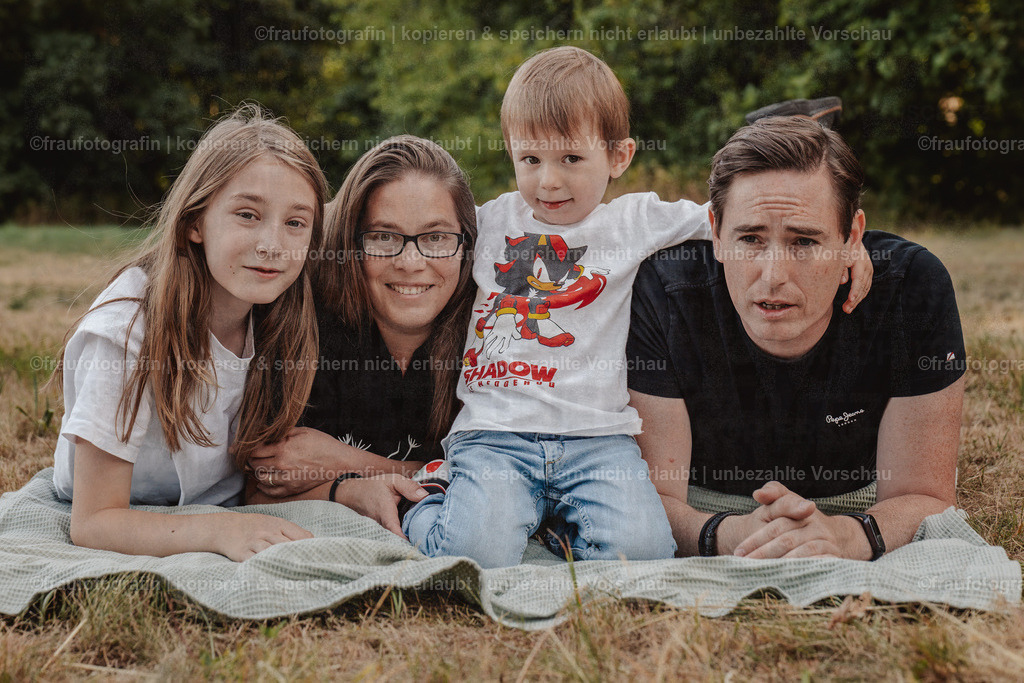 Fraufotografin_O3A2596 | Isabelle Schiminski ist ein Kitafotograf für Wiesbaden, Rheingau, Kiedrich, Untertaunus, Bad Schwalbach, Taunusstein und Mainz