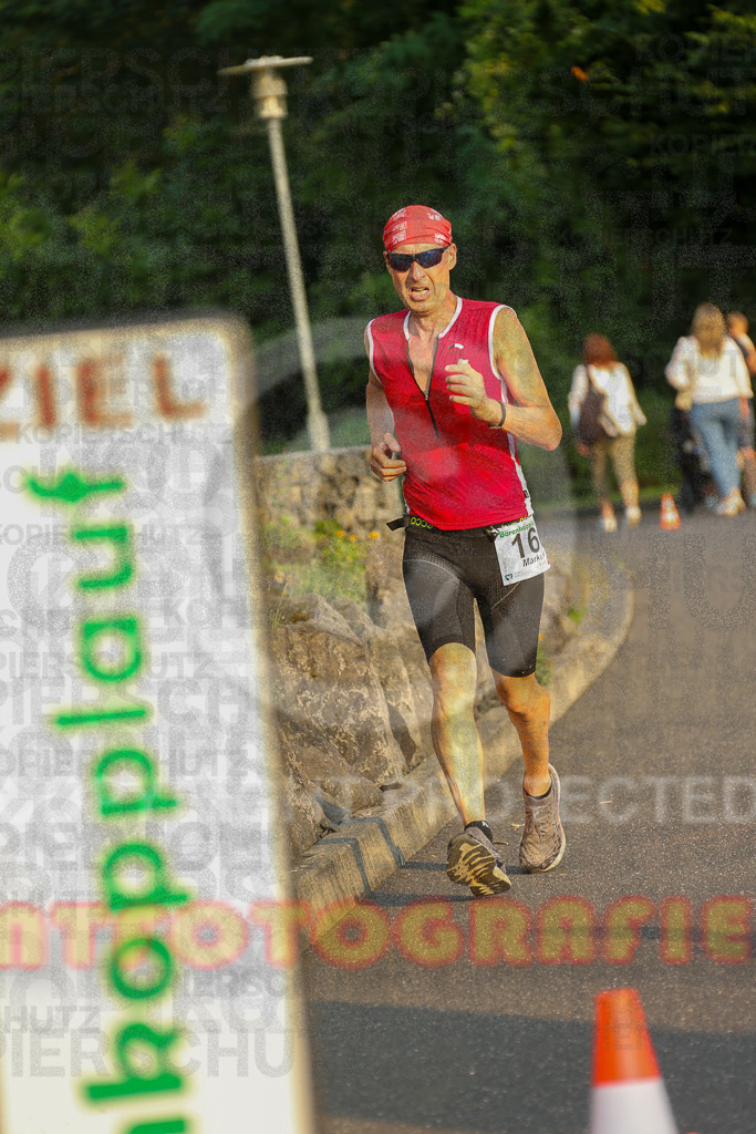 240802_1928_EX1_6471 | Sportfotografie im Rhein-Sieg Kreis, Köln, Bonn, NRW, Rheinland Pfalz, Hessen, etc. Unser Tätigkeitsfeld umfasst den Laufsport vom Volkslauf über den Marathon, Duathlon, Triathon bis zum Ultralauf wie Kölnpfad Ultra oder Schindertrail.