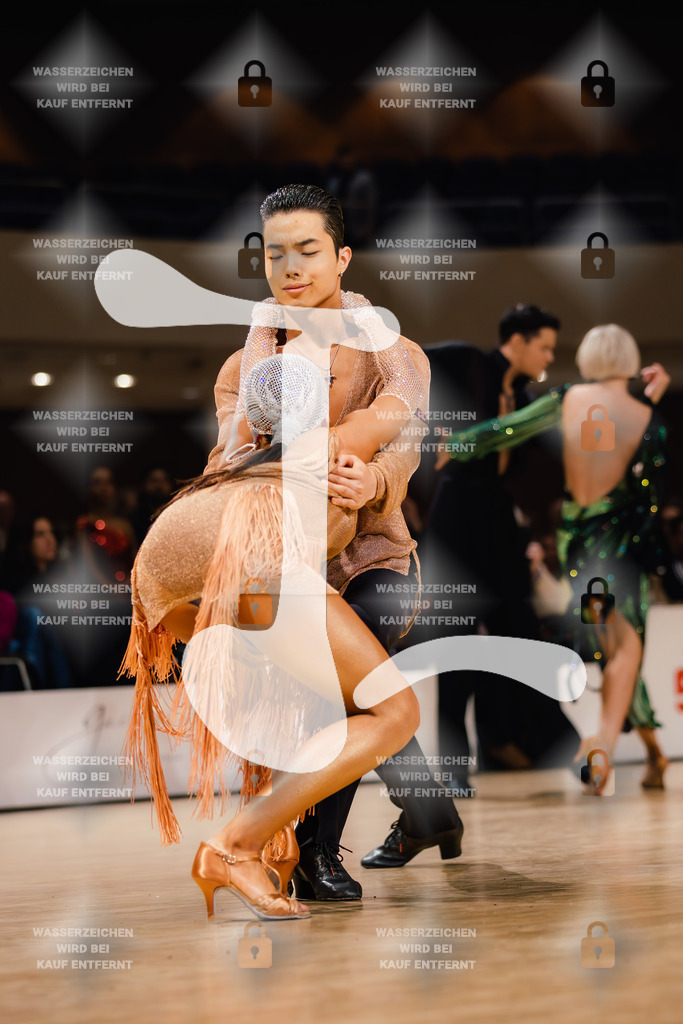 Goldstadtpokal 2025 - WDSF World Open Latin 15th (4) Yang Zhen _ Zhang Nan (China)-2025-01-25-6126 | Webshop for digital downloads and prints of dance sport, event & show photographer Julian Link - Realisiert mit Pictrs.com