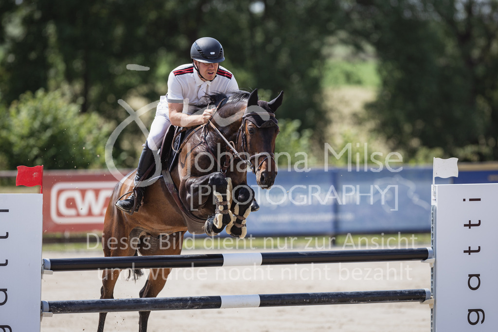 230624_PfSpTa_YoungsterM2-812 | Deine schönsten Turniermomente als professionelle Fotos! Entdecke hochwertige Pferdesport-Fotografie im Online-Shop. Jetzt Fotos finden & bestellen!