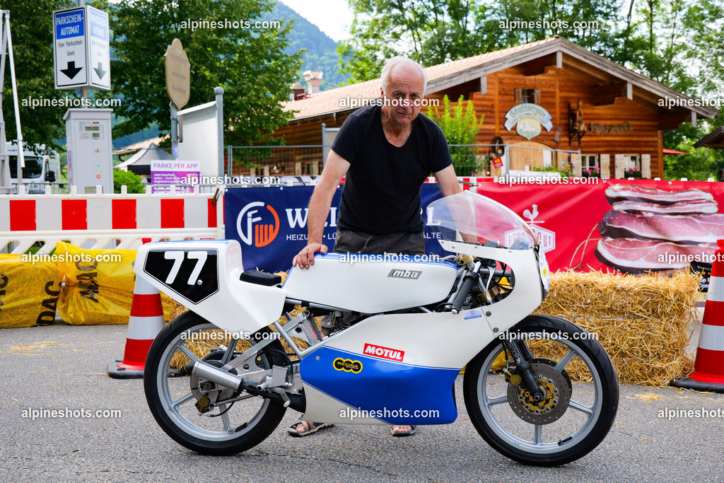 P1014629 | Erleben Sie atemberaubende, hochqualitative Fotos Ihrer Fahrt entlang der malerischen Alpenstraßen. Besuchen Sie alpineshots.com, um professionelle Aufnahmen Ihrer unvergesslichen Reise zu finden und zu kaufen - Realisiert mit Pictrs.com