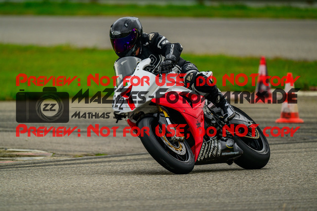 MaZZes_Fotomatrix_20241003_6007705_0412 | GRUEN