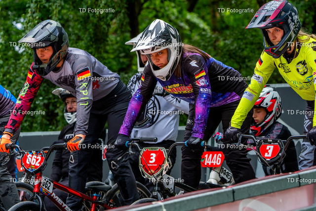 BayBMX2026-06083 | Fotogalerie von Thomas Dettweiler mit Eventbildern und lizenzfreien Fotos. Perfekt als Wandbild, für Büro, Website oder private Nutzung. - Realisiert mit Pictrs.com