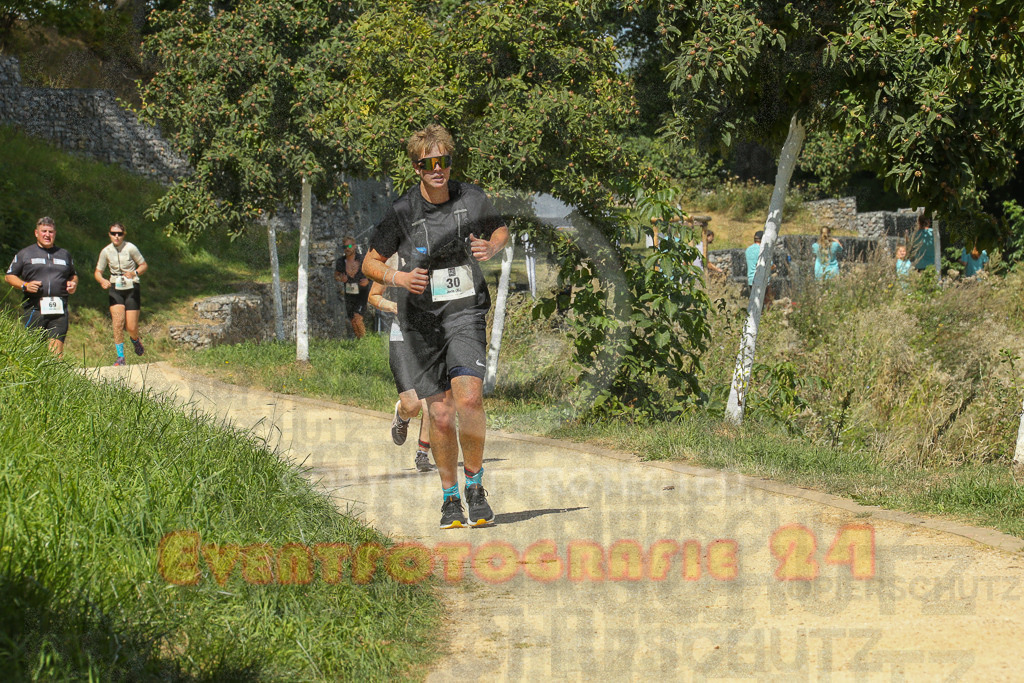 250824_1238_EX1_9988 | Sportfotografie im Rhein-Sieg Kreis, Köln, Bonn, NRW, Rheinland Pfalz, Hessen, etc. Unser Tätigkeitsfeld umfasst den Laufsport vom Volkslauf über den Marathon, Duathlon, Triathon bis zum Ultralauf wie Kölnpfad Ultra oder Schindertrail.