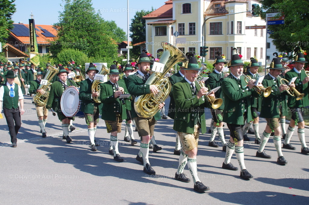 IMGP3234 | fotografiert von Axel PollmannLeonhardi Wallfahrt Benediktbeuern und Murnau, Fronleichnam, Fasching, Landschaft im Loisachtal und Benediktbeuern  - Realisiert mit Pictrs.com