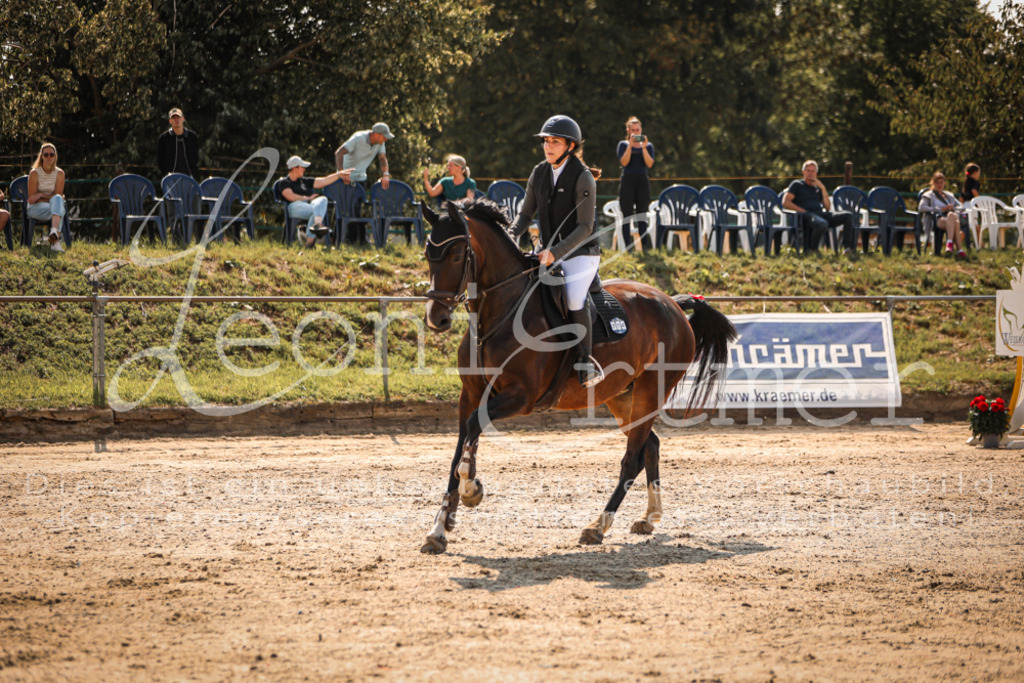 24.FrSpA00157 | Leoni Ertmer Photography - Realisiert mit Pictrs.com