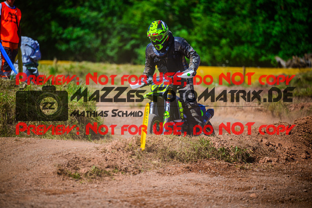 MaZZes_FotoMatrix_240816_6021986_0930 | UE40