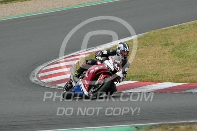 2024_05_18_PBK_33360 | Sportfotografie; SlowMotion; Video; Rennstrecke; Hafeneger; Speer; Racing; RSE; BMW; CBO; Trackday; Motorsportarena; Hockenheimring; Brno; Most; Barcelona; Valencia