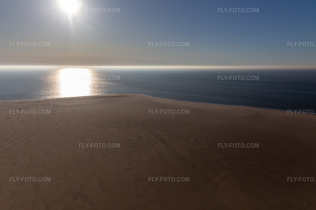 Aerial view: Wadden Sea National Park in Fanø in the state South Denmark, Denmark.Photo: IMG_118771.jpg taken on 09/21/2019 by Werner Riehm/FLY-FOTO.comResolution of the original: 5353 x 3569 px