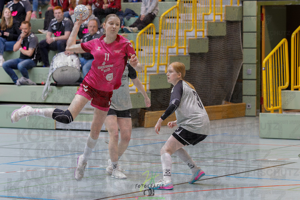 Hessenmeisterschaft wJC - Spiel um Platz 3; TuS Kriftel - SG Schenklengsfeld | Hessenmeisterschaft wJC - Spiel um Platz 3; TuS Kriftel - SG Schenklengsfeld am 22.03.2025 in Biedenkopf (Sporthalle Lahntalschule)Photo © 2025 - Jörg Heinrich - Realisiert mit Pictrs.com