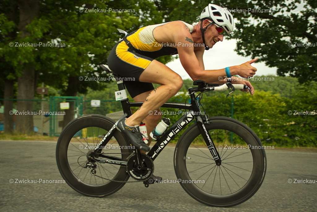2023_0630_KoberTriathlon_Jeder0388 | Urban. Natur. Panorama. Luftbild. 
Der Bildershop für aufregende Perspektiven!
Für Deko, Wandbild und Kalender!
Wir bringen LED-Bilder zum Leuchten!
