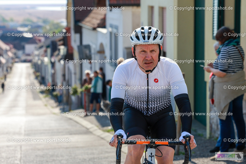 320_AR6_8758 | Neusiedlersee Radmarathon 2026@sportshot_your_pictrs #yourpictures#roadtowm2029 #nrm #neusiedlerseeradmarathon #neusiedlersee #neusiedlerseetourismus #burgenland #mörbisch #nrm26 #burgenlandtourismus #voglundco #poweredbyburgenlandtourismus #radsport #rad #marathon #ucigranfondo #visitburgenland #ucigranfondoworldseries