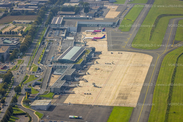 Dortmund230901220 | Luftbild, Flughafen Dortmund Airport mit Terminal, Flugzeuge Wizz Air wizzair.com, Wickede, Dortmund, Ruhrgebiet, Nordrhein-Westfalen, Deutschland