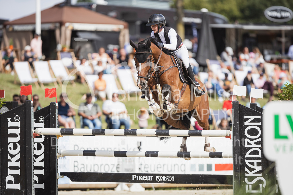 250711_BHO_2Ph-M2-2-825 | Deine schönsten Turniermomente als professionelle Fotos! Entdecke hochwertige Pferdesport-Fotografie im Online-Shop. Jetzt Fotos finden & bestellen!