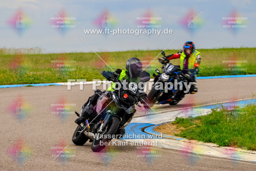 MotoTeam-2362 | Hier findet Ihr Bilder von Touristenfahrten auf der Nürburgring Nordschleife oder von anderen Veranstaltungen die ich besucht habe. Viel Spass beim Durch Schauen 