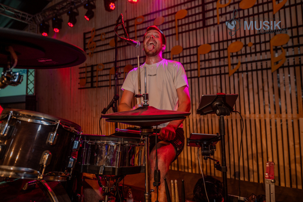 DSC_3657 | "Fussifoto.com – Ihr Ansprechpartner für hochwertige Fotografie! Entdecken Sie kreative Bilder und professionelle Dienstleistungen. Kontaktieren Sie uns für Ihre Projekte!"