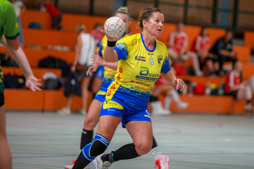 Straelen-Neukirchen310825_041 | Bildergalerie von Sport-Ereignissen aber auch von weiteren spannenden Dingen - nicht nur vom Niederrhein. In Anlehnung an den bekannten Spruch von Hanns Dieter Hüsch heißt das Motto: "Niederrhein ist überall".  - Realisiert mit Pictrs.com