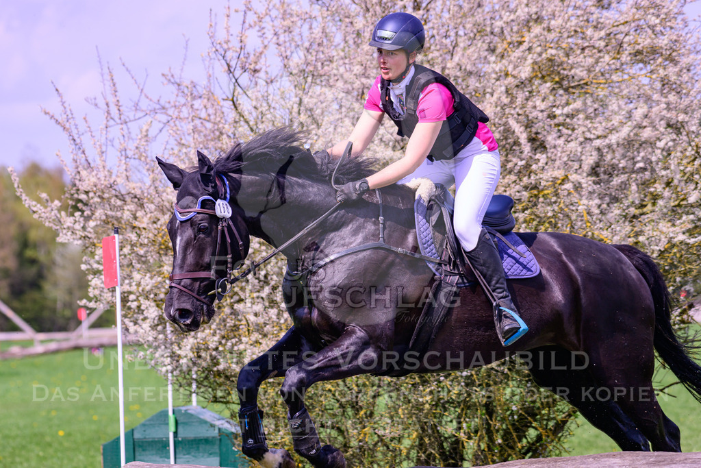 18042026-Gernlinden-01-2-0179 | Fokus Hufschlag Fotografie - Realisiert mit Pictrs.com