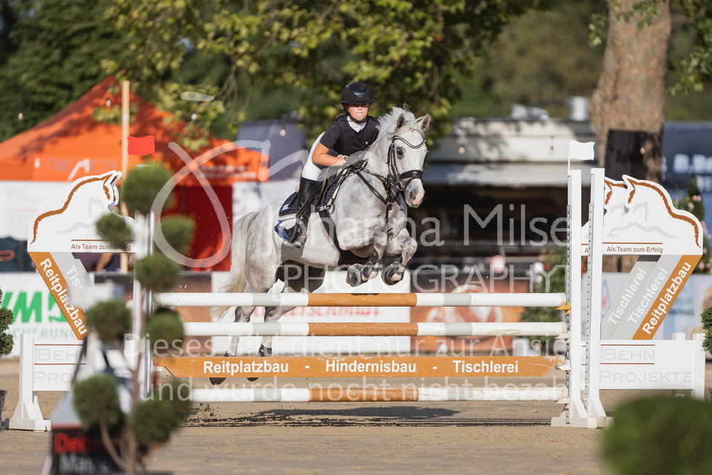 220825_Delbrueck_PonyTrophy-236 | Deine schönsten Turniermomente als professionelle Fotos! Entdecke hochwertige Pferdesport-Fotografie im Online-Shop. Jetzt Fotos finden & bestellen!