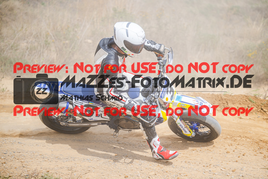 MaZZes_FotoMatrix_220813_4084 | S2