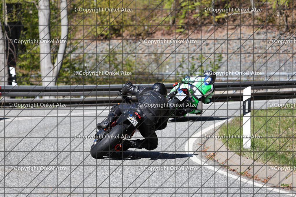 IMG_7548 | Fotograf am Kyffhäuser. Onkel Atze. Kyffhäuser Rennstrecke. Café36. Motorsportfotografie. - Realisiert mit Pictrs.com