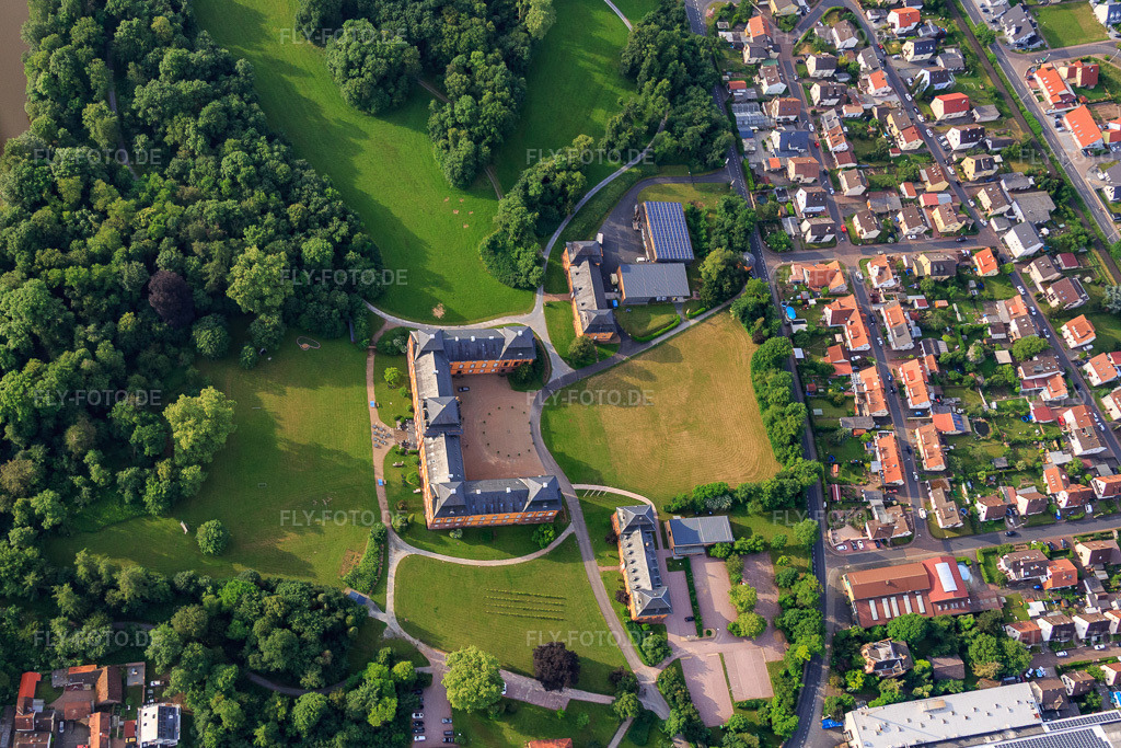 Luftbild: Schlosspark mit Weingut Fürst Löwenstein, Châteauform’ Schloss Löwenstein in Kleinheubach im Bundesland Bayern in Deutschland.Foto: IMG_089599.jpg vom 11.06.2016 durch Werner Riehm/FLY-FOTO.deVisaWWW.CHATEAUFORM.COM