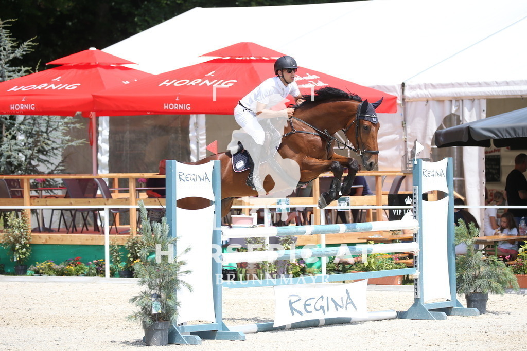 DL2Q2252 | Willkommen bei Brunnmayr - Design & Fotografie – Ihrem Spezialisten für Reitturniere und Pferdeveranstaltungen in Oberösterreich, Salzburg und Bayern! Seit über 17 Jahren sind wir leidenschaftlich dabei.