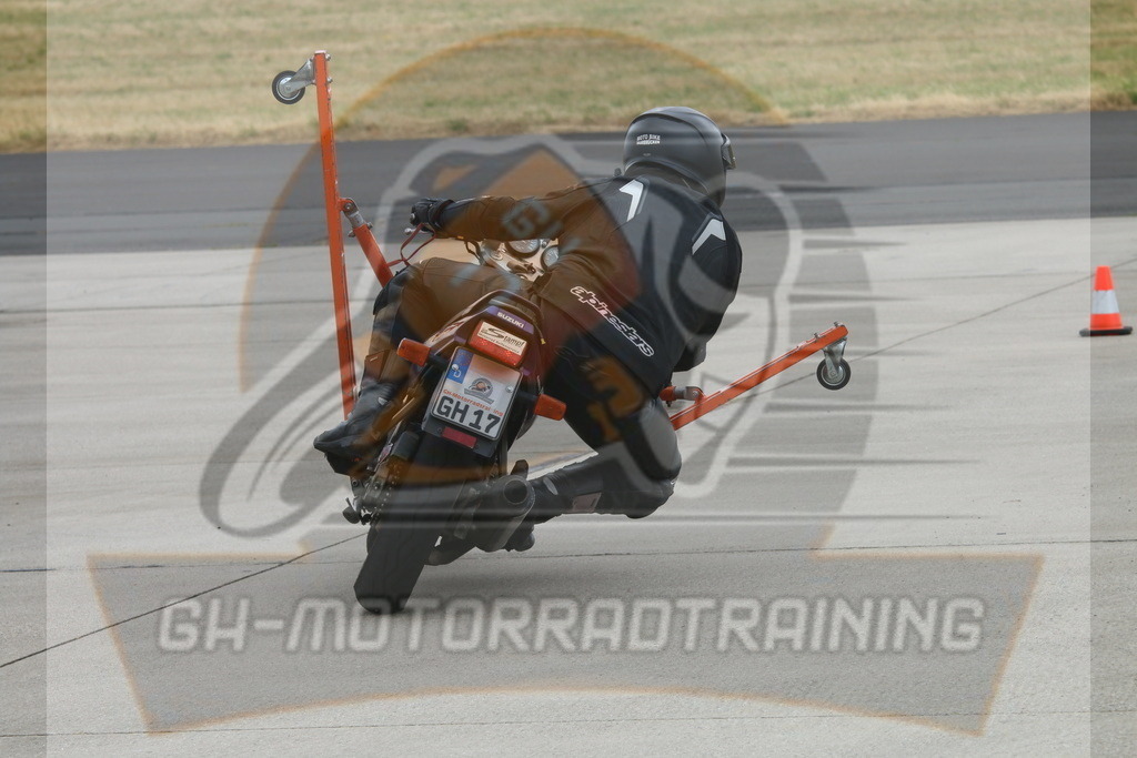 IMG_3311 | gh-motorradtraining-foto.de - Realisiert mit Pictrs.com